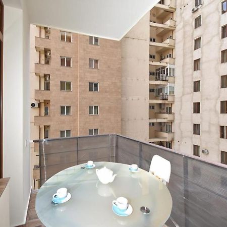 74/3New Building In The Center Of The Capital Apartment เยเรวาน ภายนอก รูปภาพ