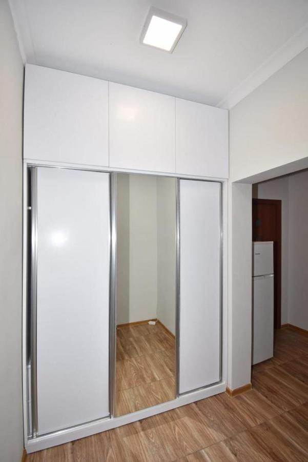 74/3New Building In The Center Of The Capital Apartment เยเรวาน ภายนอก รูปภาพ
